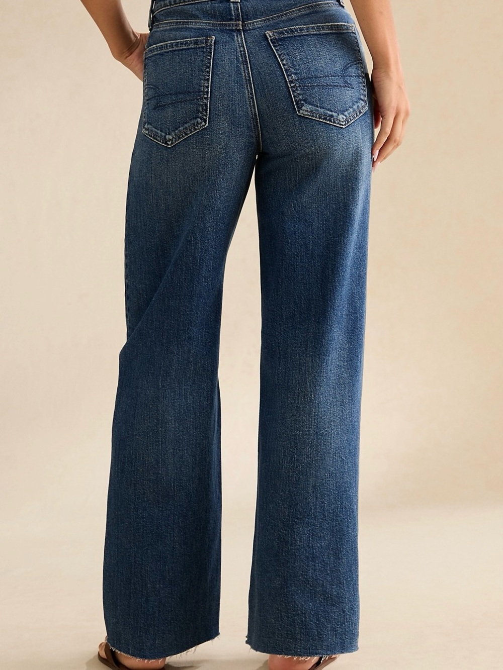 🌺AMERICAN EAGLE HIGH WAIST JEANS🌺 - Picture 3 of 15